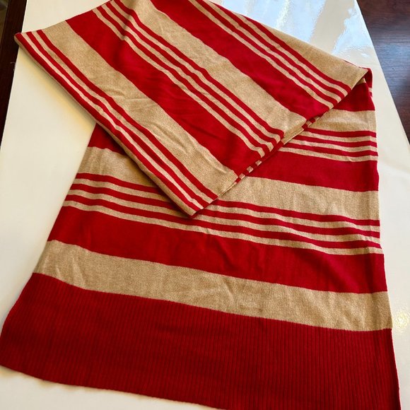 GAP Scarf - Picture 3 of 6